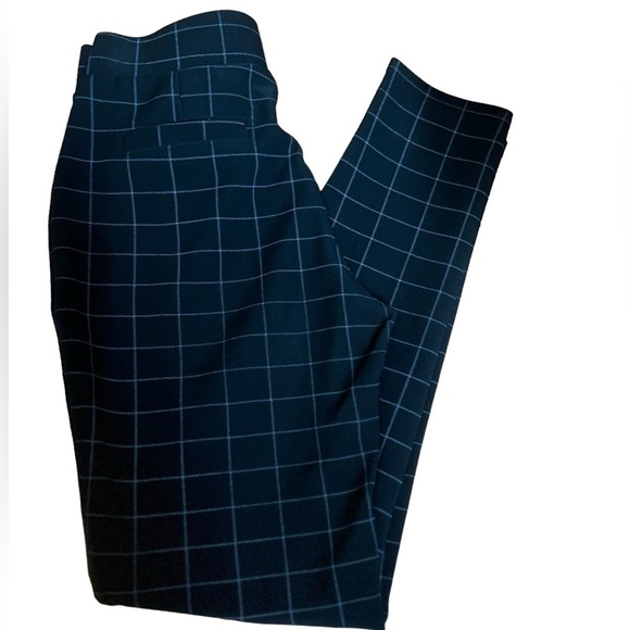 Indero - Dress Pants - Size Small / Medium - Picture 5 of 10